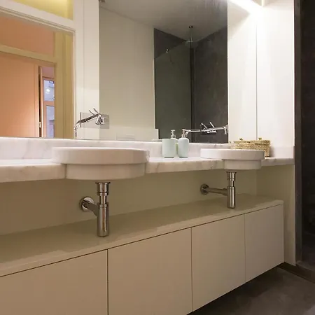 Downtown Prestige By Homing Apartman